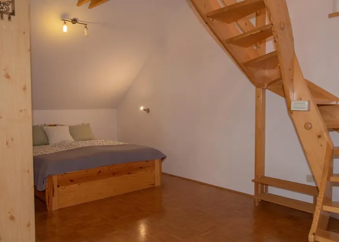 Rozic アパート *